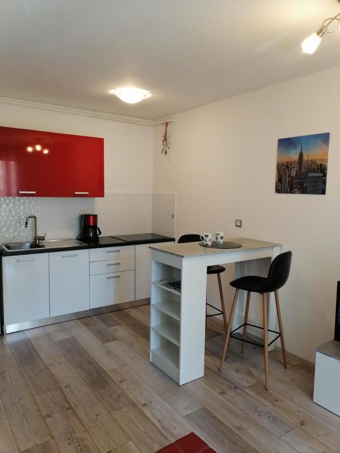 Apartman Ester Pula Exterior photo