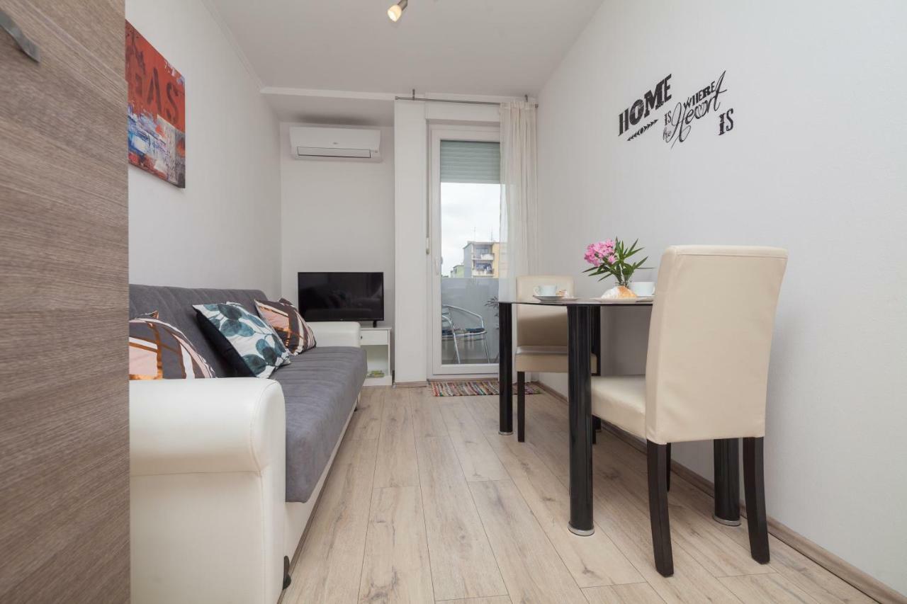 Apartman Ester Pula Exterior photo