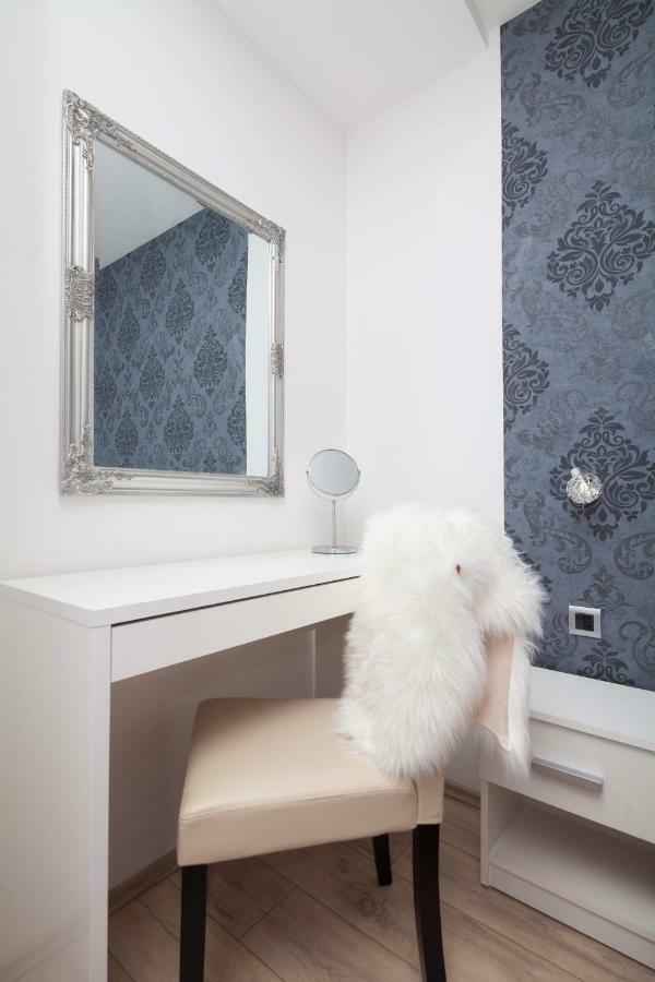 Apartman Ester Pula Exterior photo
