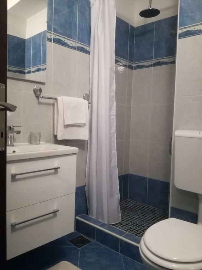 Apartman Ester Pula Exterior photo